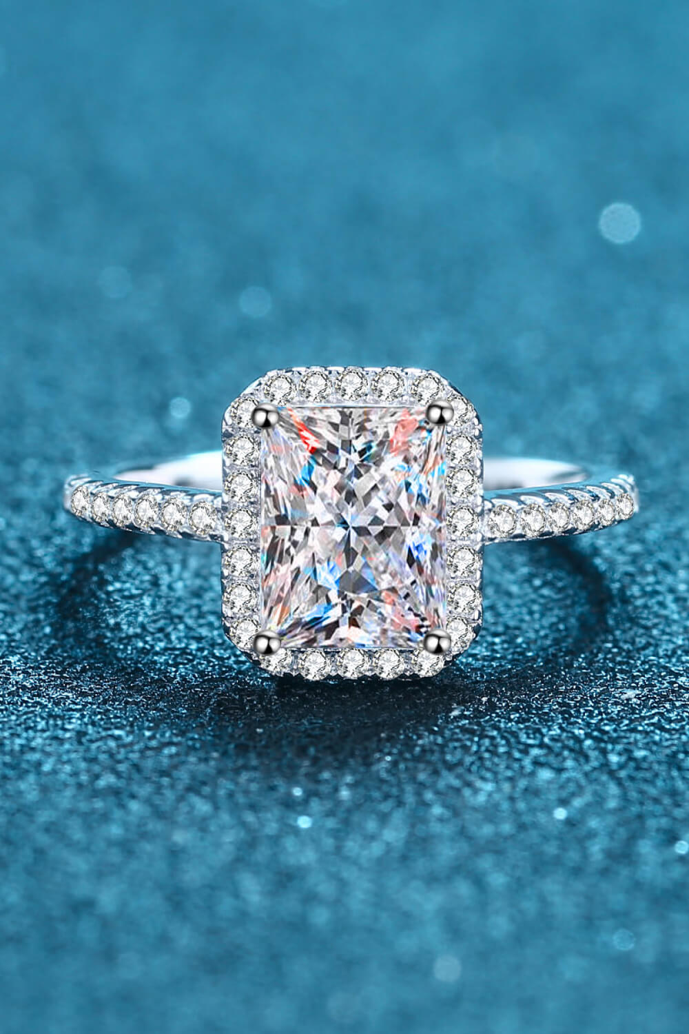 1 Carat Rectangle Moissanite Ring 