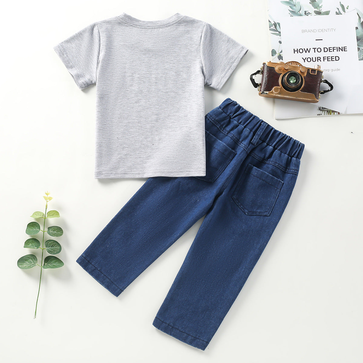 Boys Solid Color Letter T-Shirt Denim Ripped Pants Set