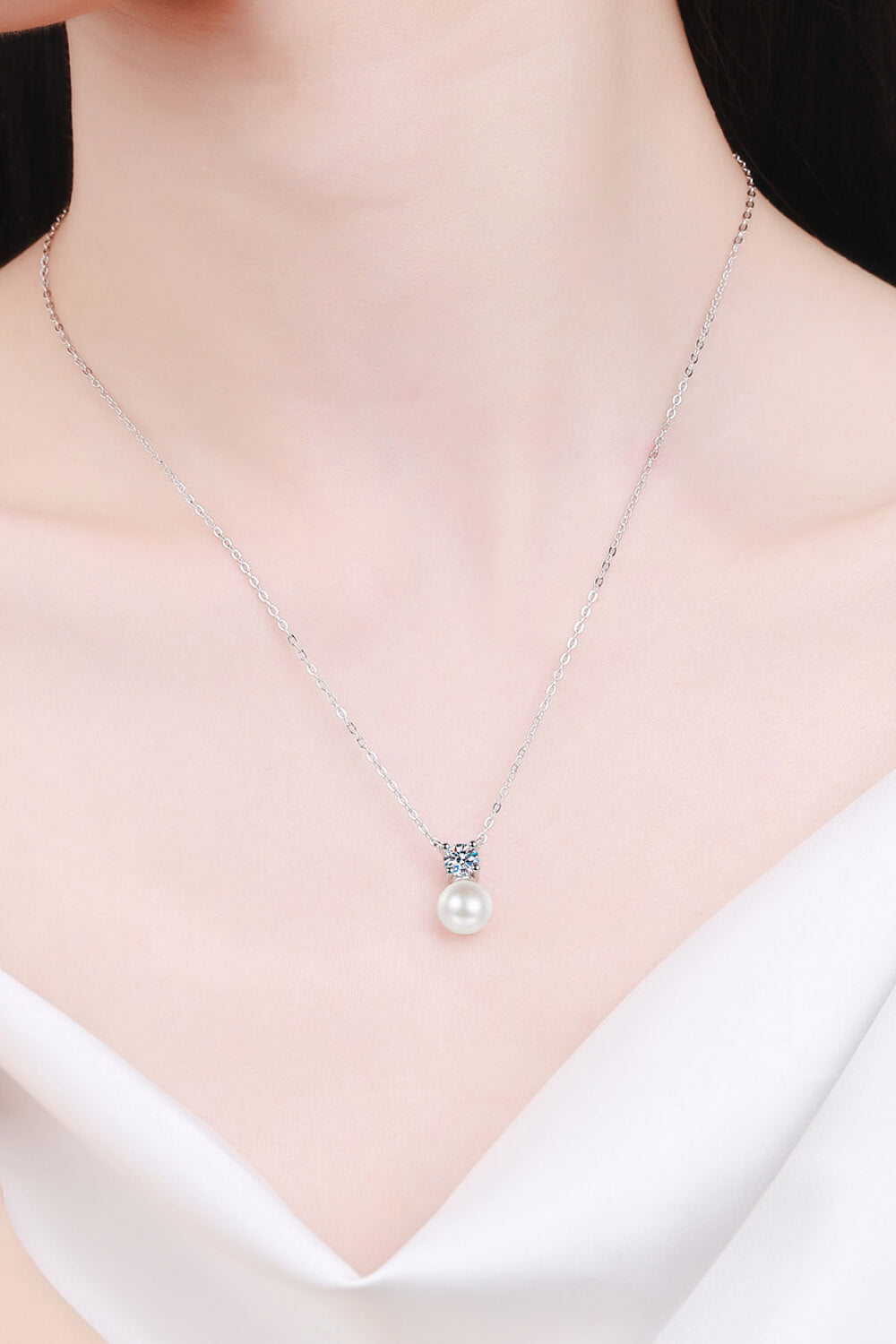 925 Sterling Silver Freshwater Pearl Moissanite Necklace 