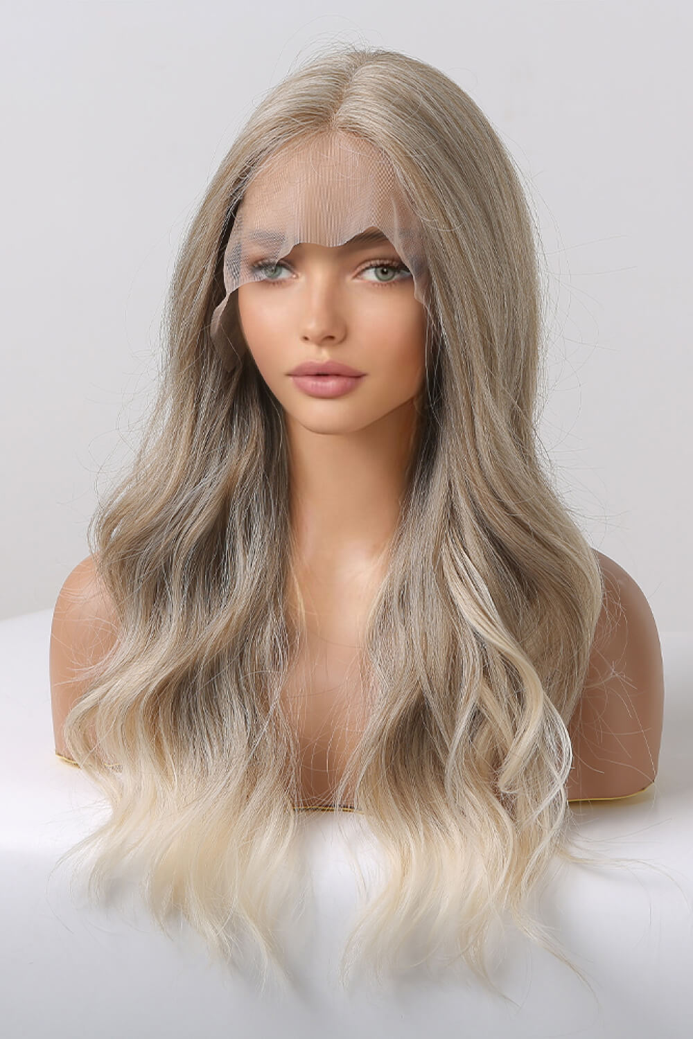 13*2" Lace Front Wigs Synthetic Long Wave 24" 150% Density in Medium Blonde Highlights 