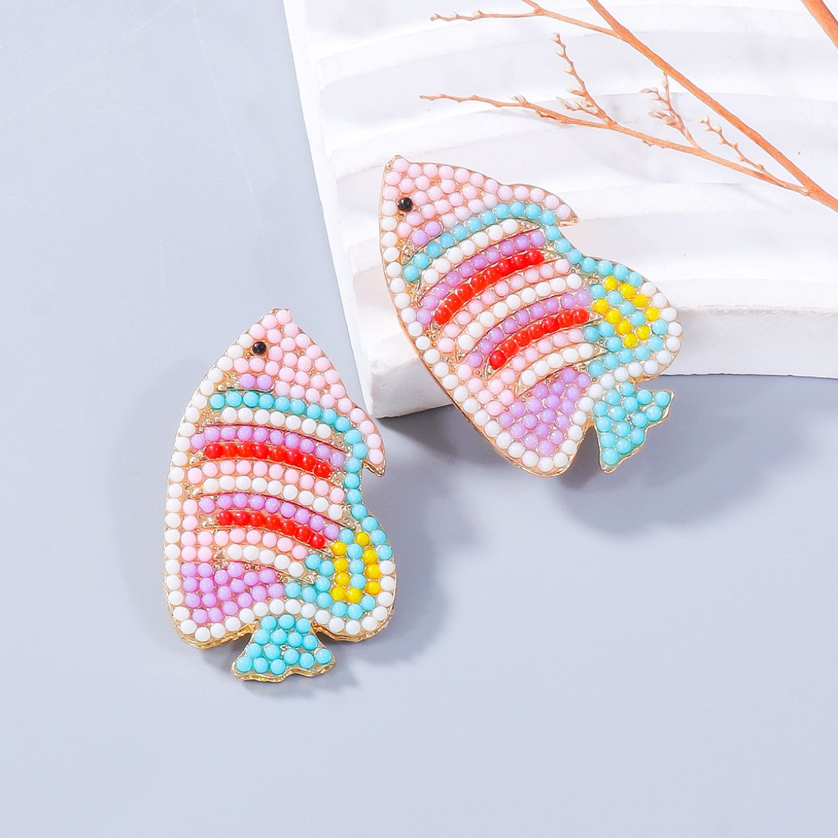 Alloy Bead Fish Shape Stud Earrings 