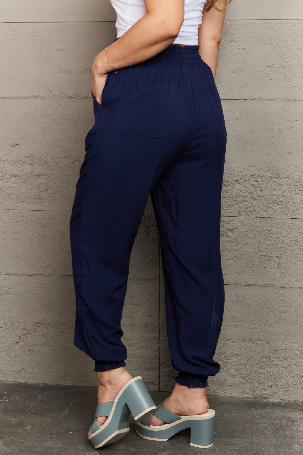 Tied Long Joggers with Pockets 