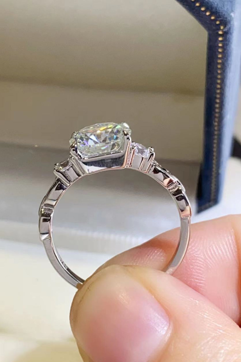 2 Carat Moissanite 925 Sterling Silver Ring 