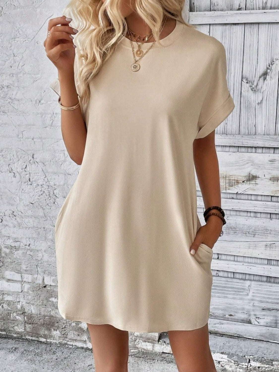 Pocketed Round Neck Short Sleeve Dress - Babbazon