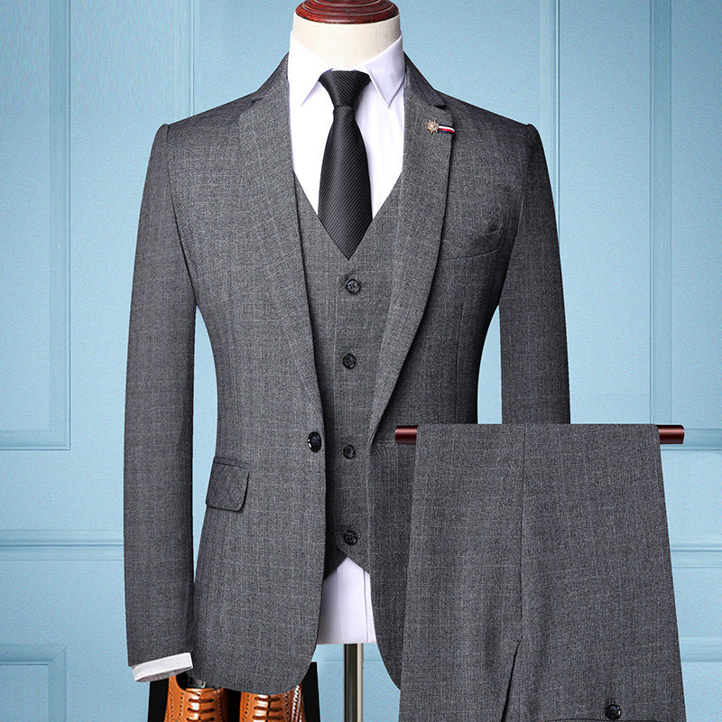 Three-piece suit for men 