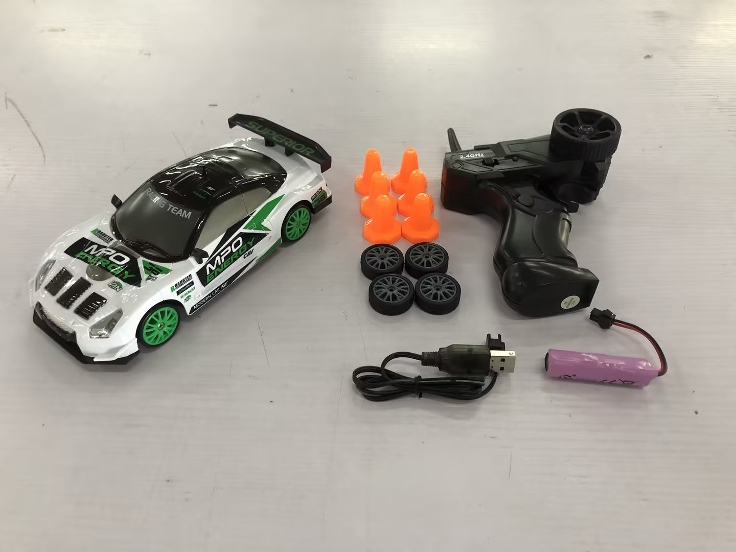 2.4G RC Drift Car: Remote Control GTR AE86 Toy  Babbazon 124 Track GT500 Standard -BABBAZON