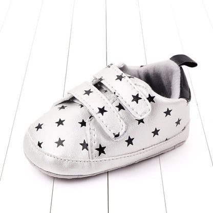 Love baby shoes 