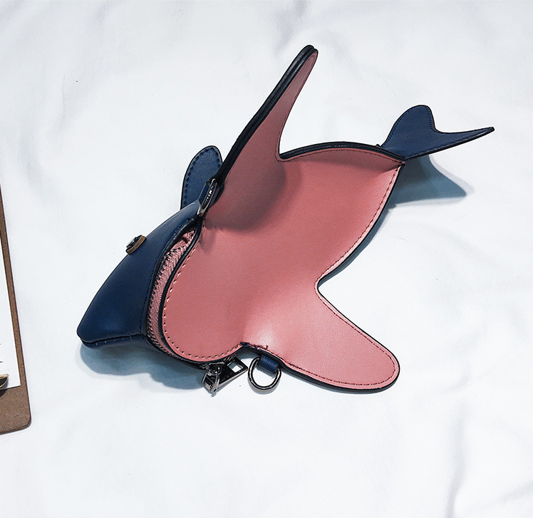 Shark Lovers - Shark Shaped Handbag 