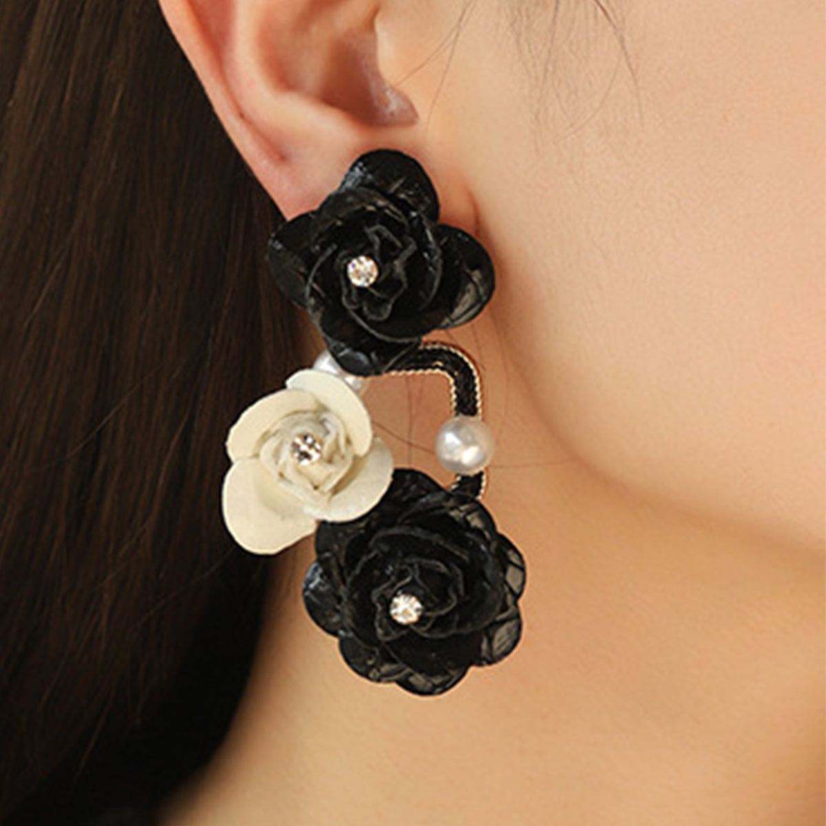 Rhinestone PU Leather Flower Earrings 