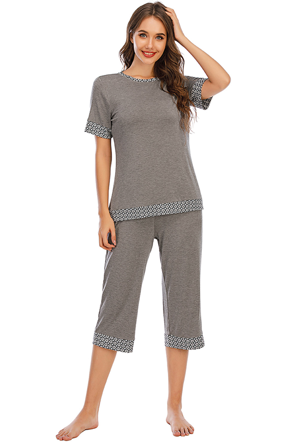 Round Neck Short Sleeve Top and Capris Pants Lounge Set 