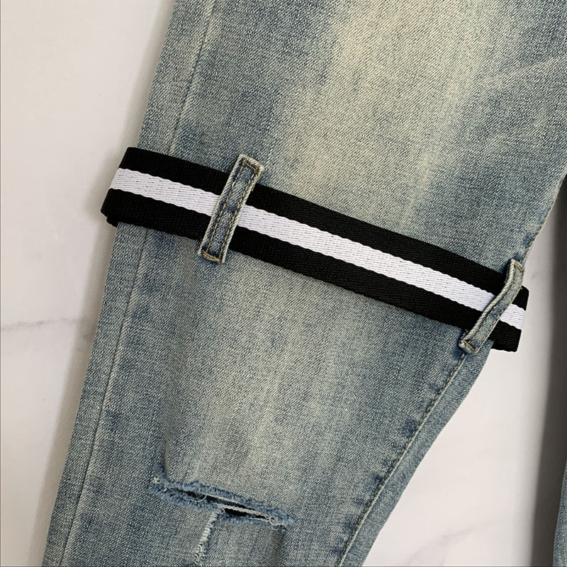 Ripped T-Knife Cut Jeans Cropped Trousers