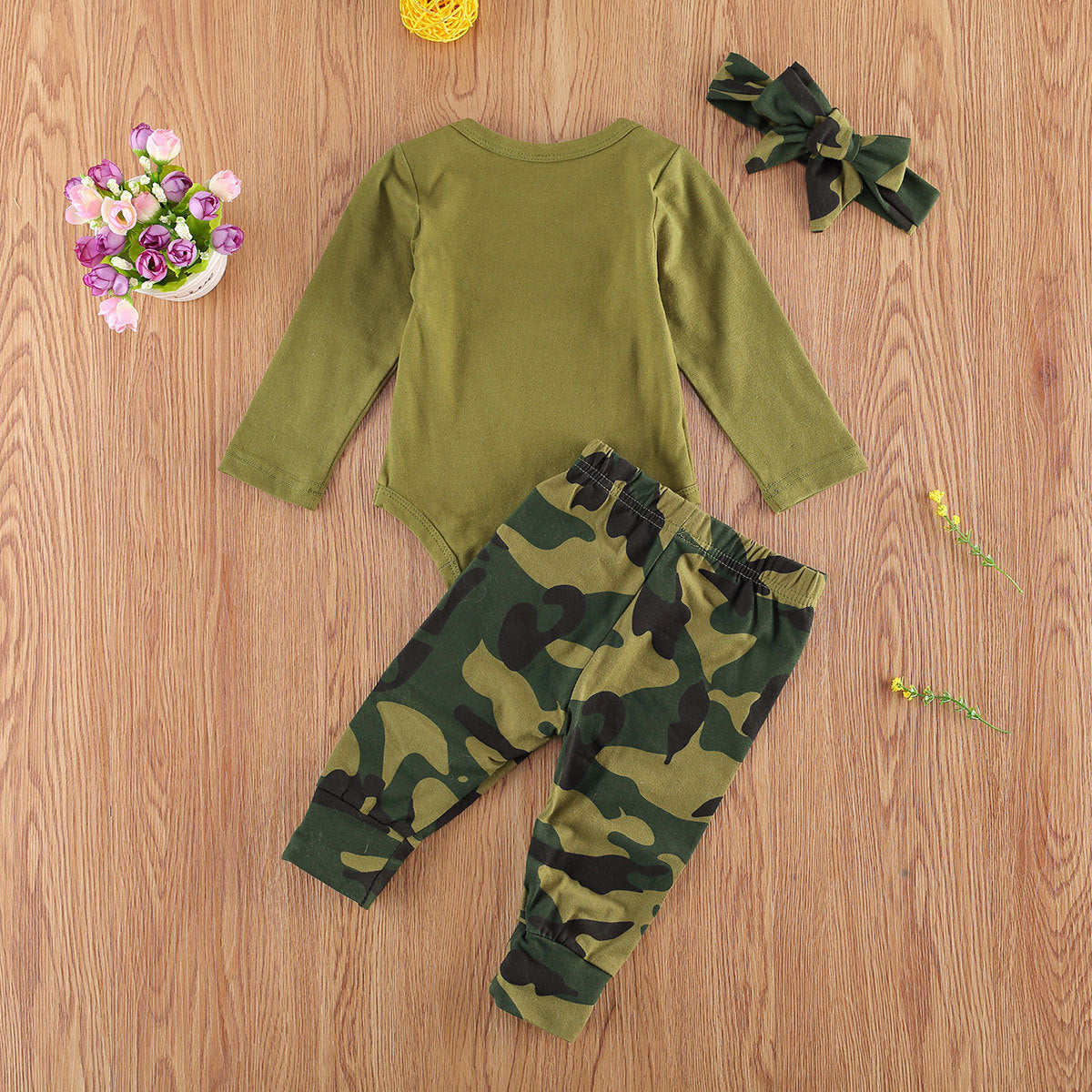 Letter Camouflage Printed Children's Clothing Set 