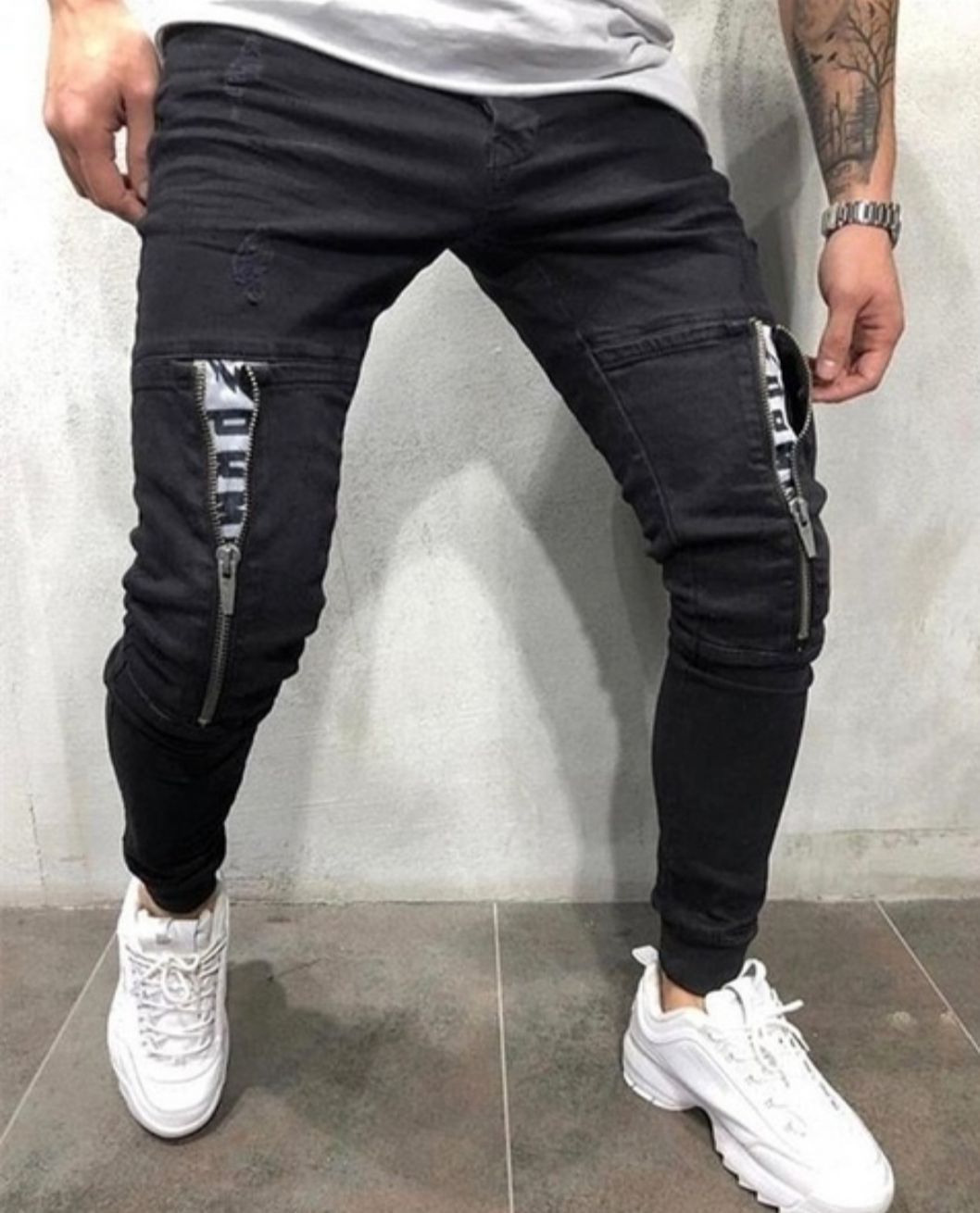 Ripped stretch slim pants