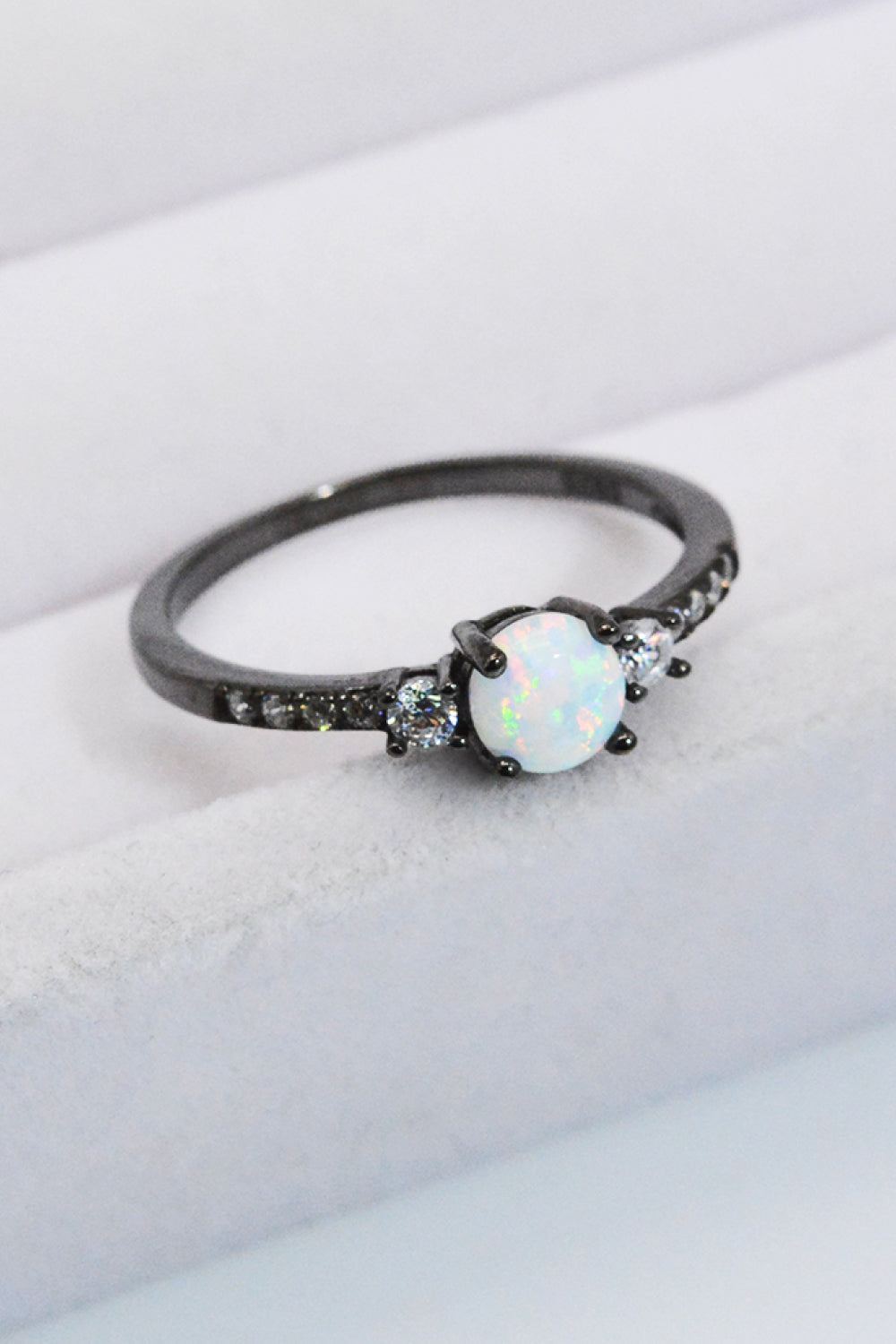 925 Sterling Silver Round Opal Ring 