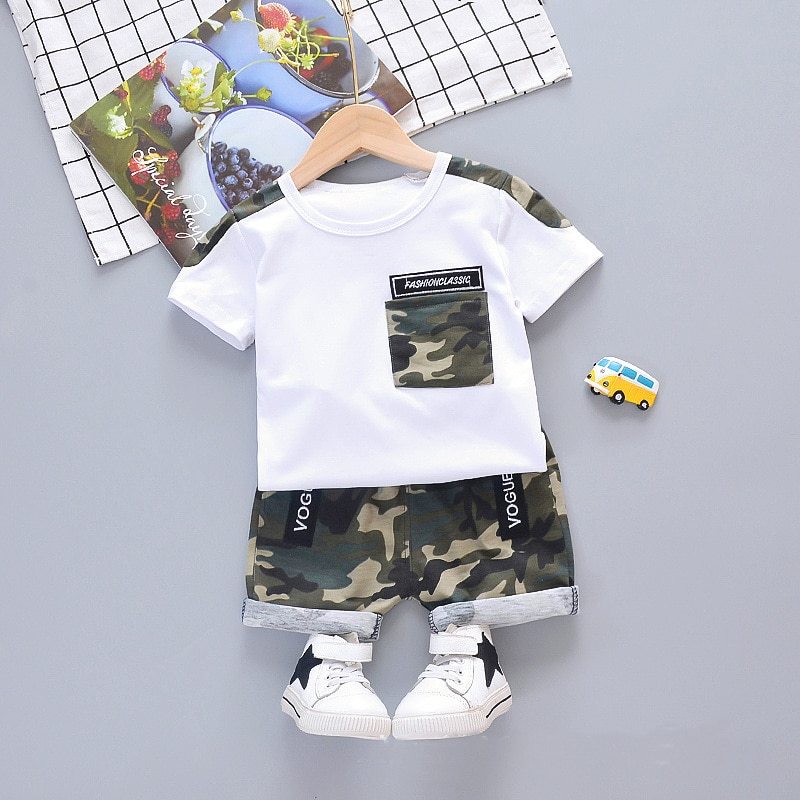 Camouflage short sleeve shorts two piece set