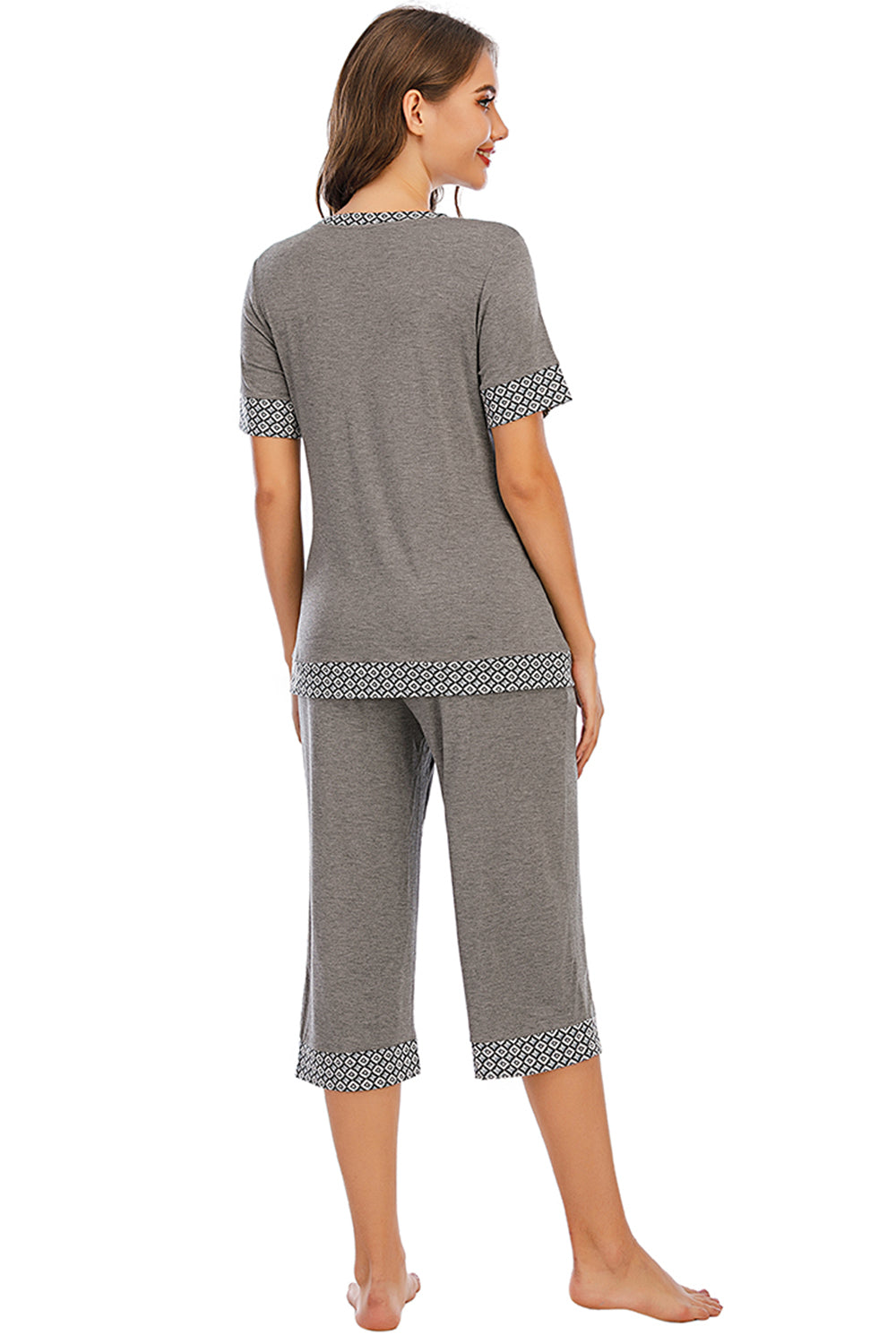 Round Neck Short Sleeve Top and Capris Pants Lounge Set 