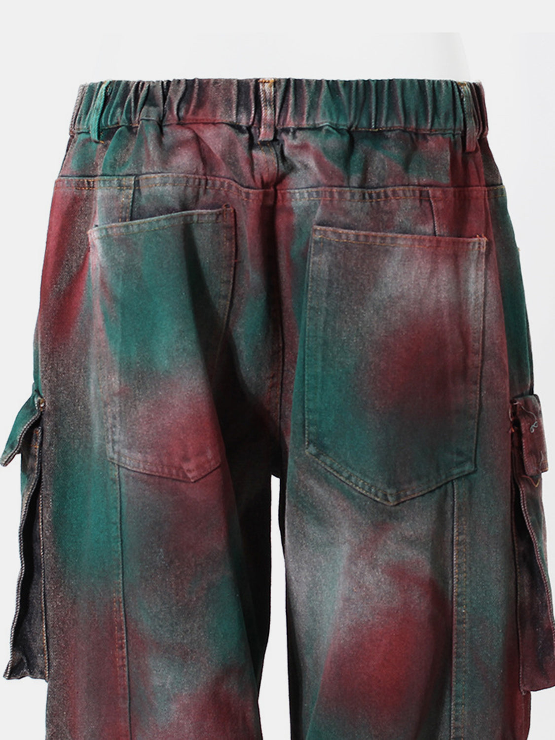 Spray-Painted Wide Leg Cargo Jeans 