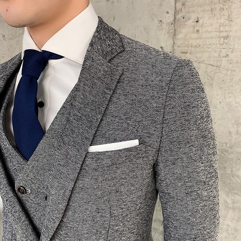 Three-piece suit for men 