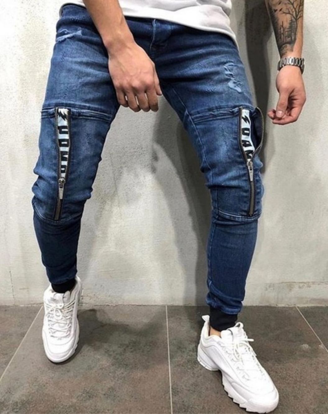 Ripped stretch slim pants