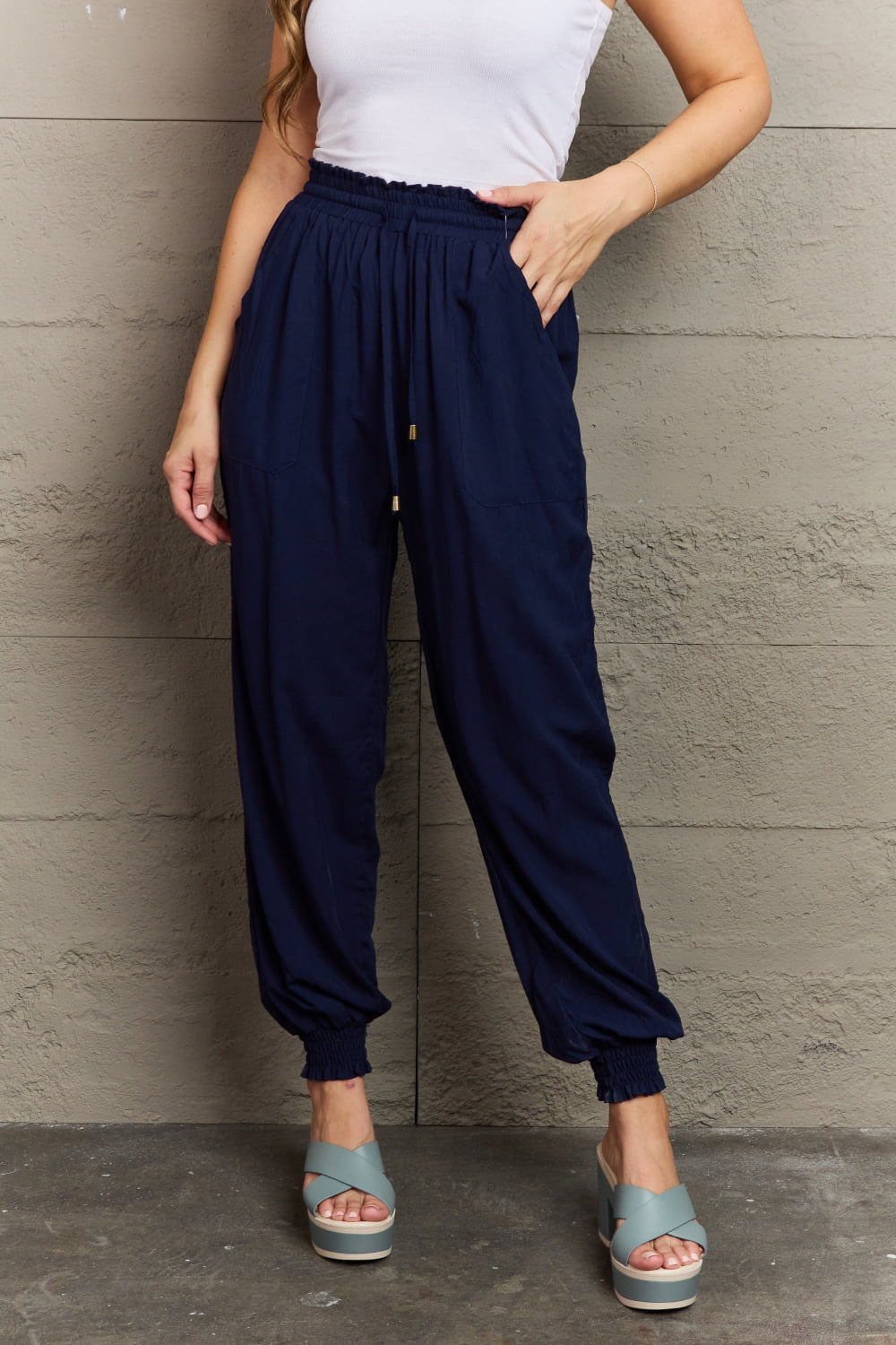 Tied Long Joggers with Pockets 