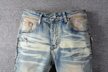 Slim-fit jeans with knee stitching