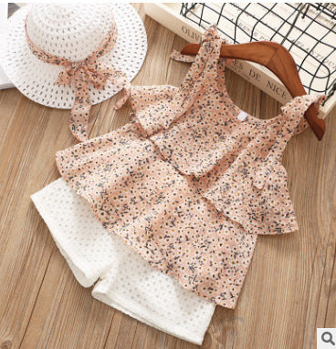 Two-piece suit of sling floral top and shorts