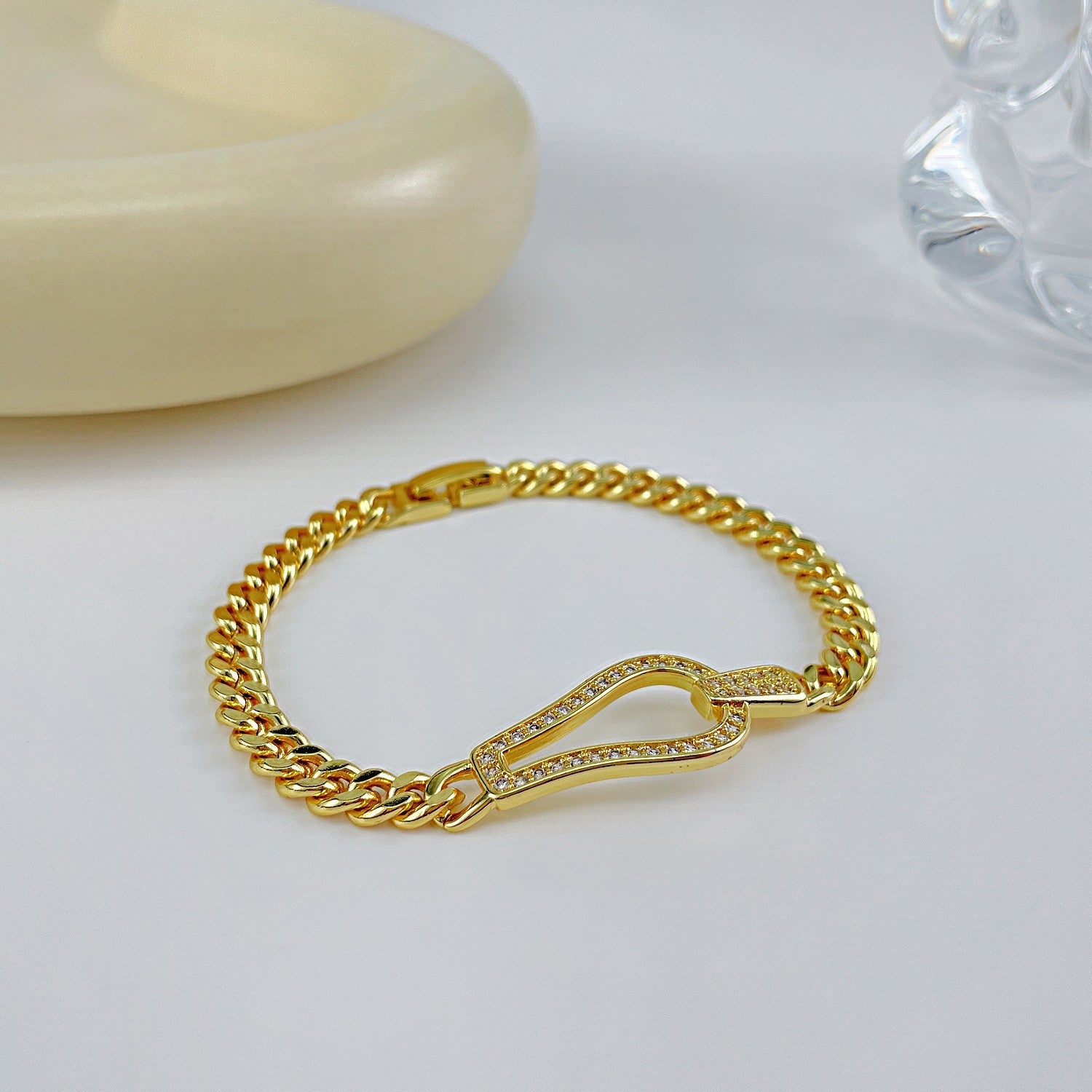 Gold-Plated Inlaid Zircon Bracelet 