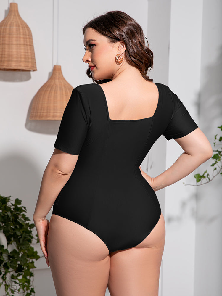 Plus Size Scoop Neck Short Sleeve One-Piece Swimsuit 