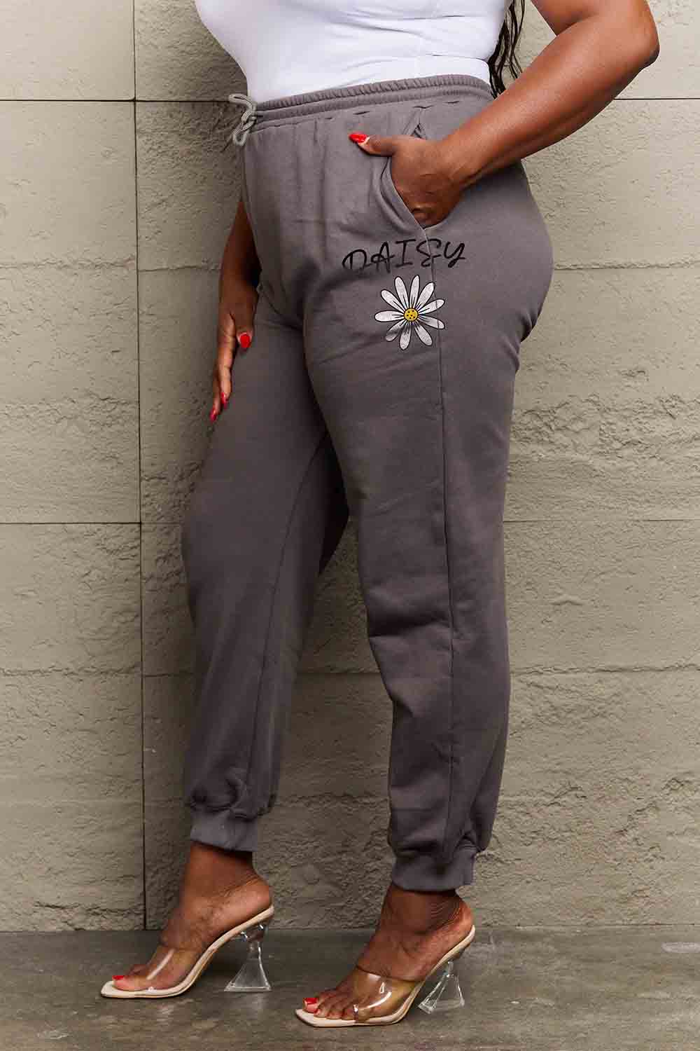 Simply Love Simply Love Full Size Drawstring DAISY Graphic Long Sweatpants 