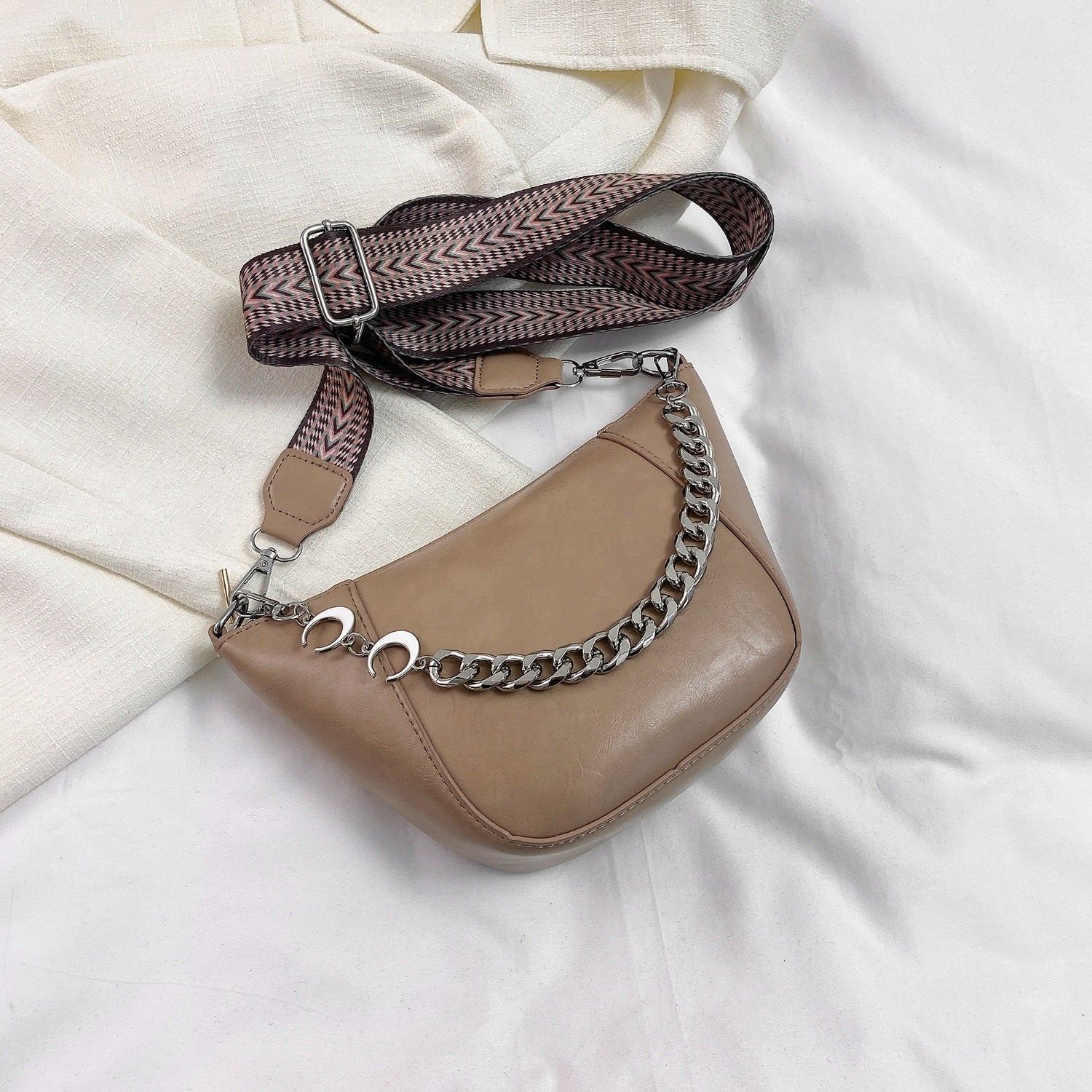 PU Leather Chain Trim Crossbody Bag 