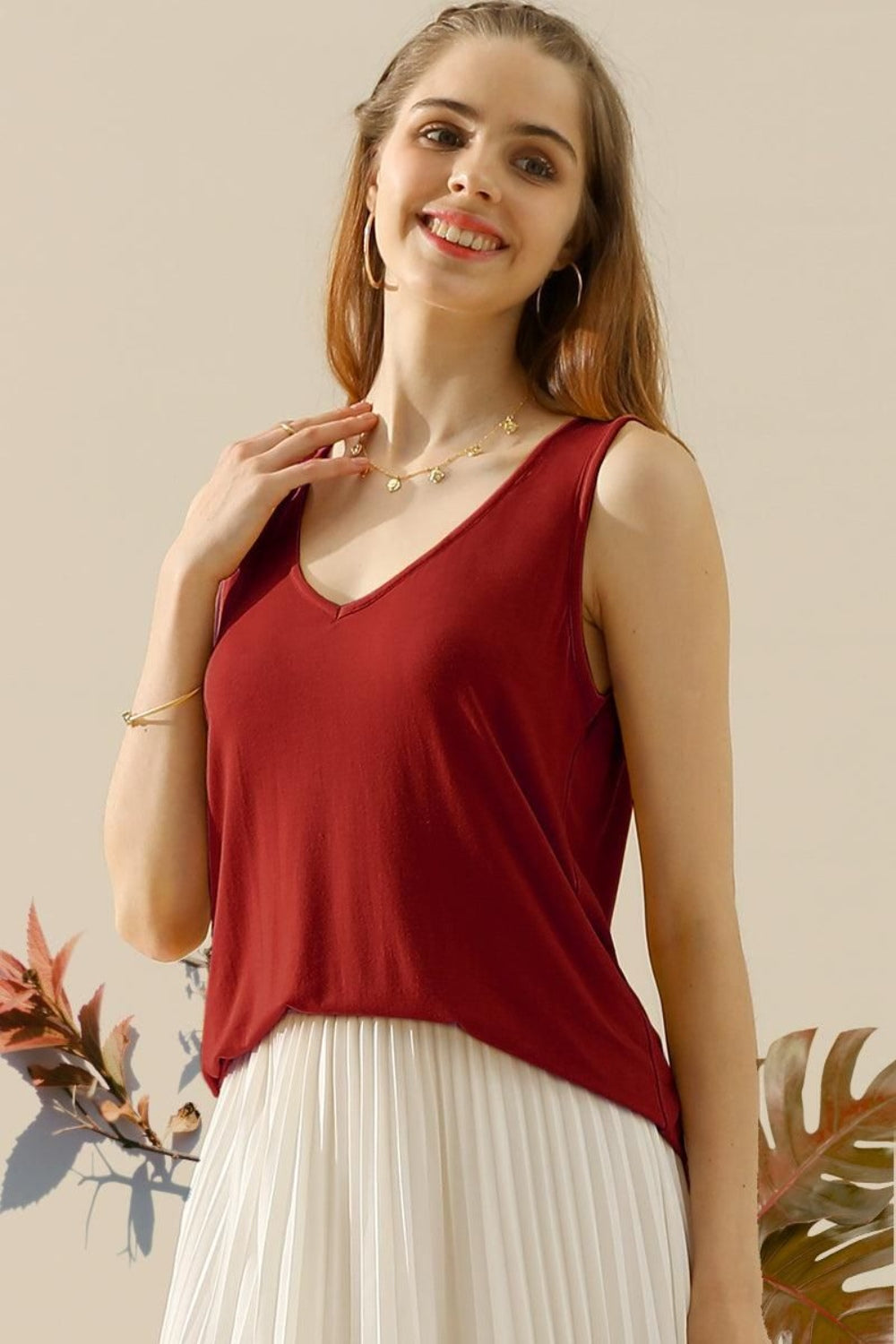 Ninexis Full Size V-Neck Curved Hem Tank - Babbazon New Products