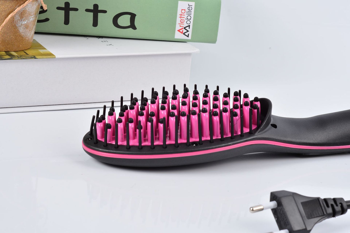 Foreign trade new electric magic TV products straight hair comb hair straightener explosion models comb 