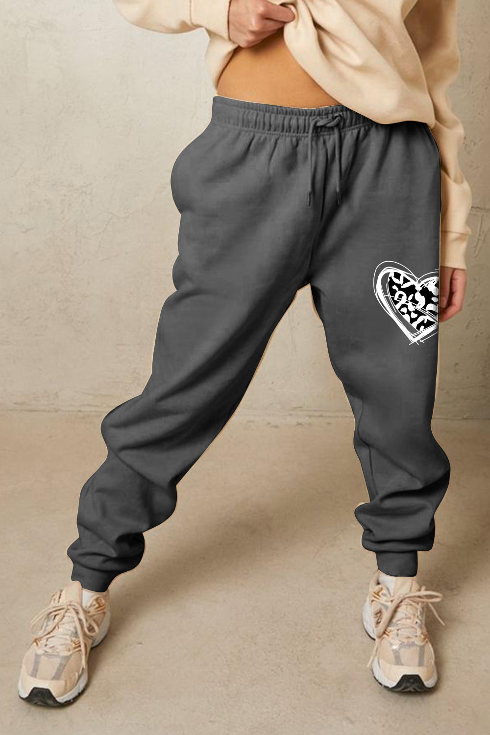 Simply Love Simply Love Full Size Drawstring Heart Graphic Long Sweatpants 