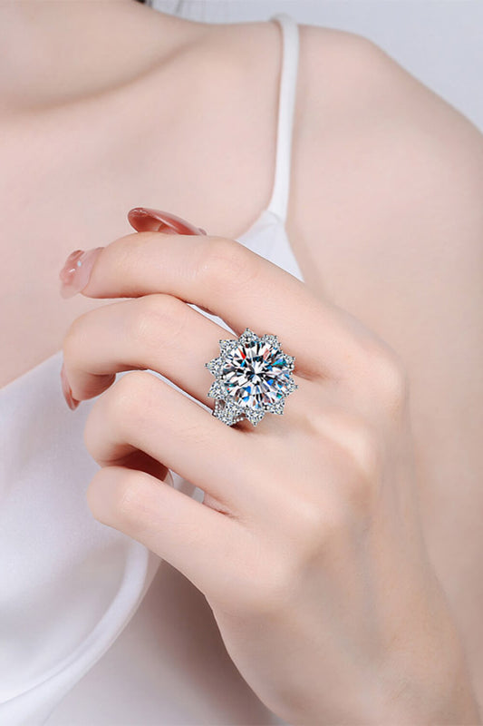 10 Carat Moissanite Flower-Shaped Ring 