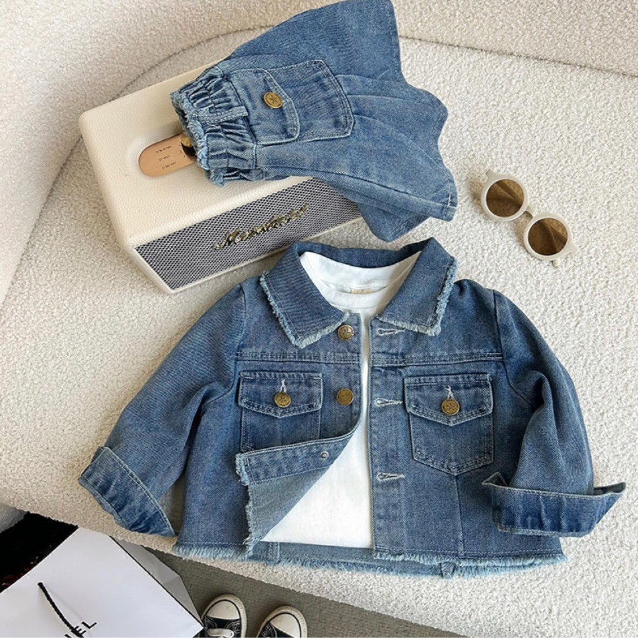 Blue Retro Lapels Long Sleeve Girls' Jean Jacket Pleated Skirt Suit