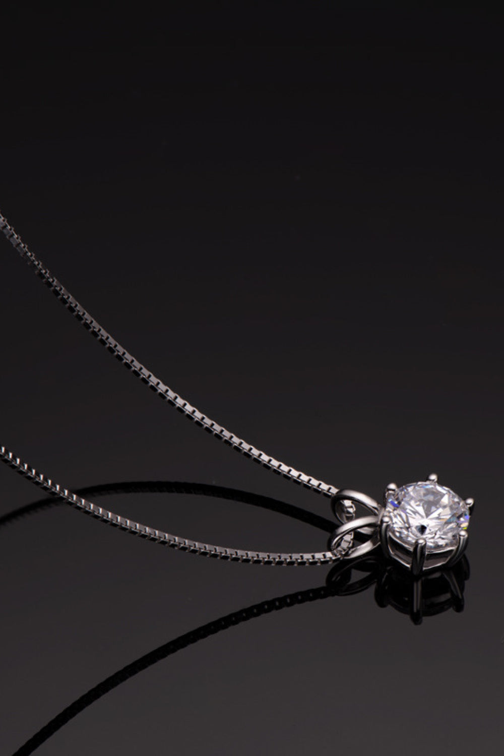 925 Sterling Silver 1 Carat Moissanite Pendant Necklace 