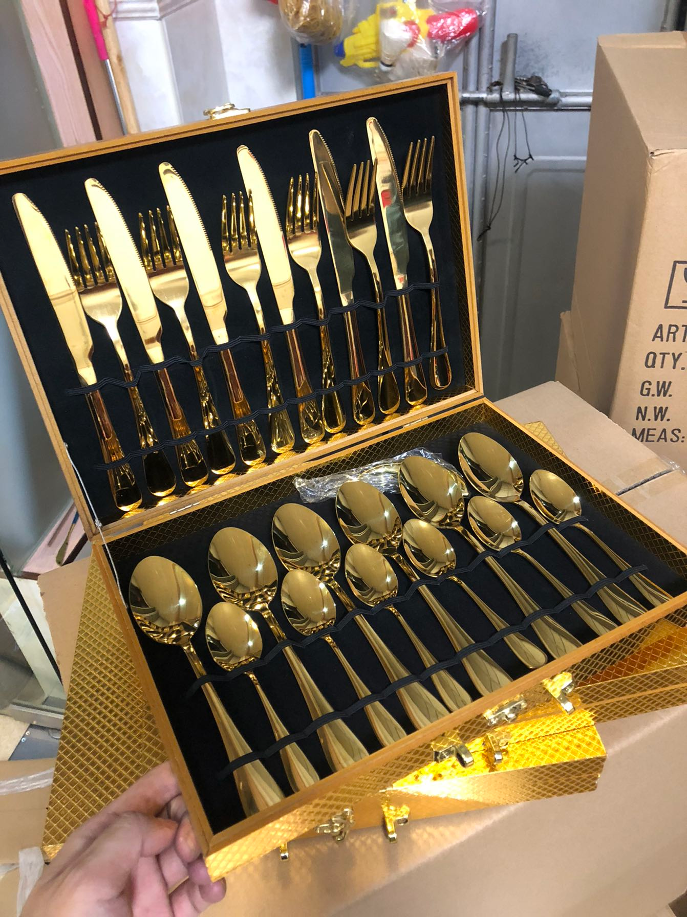 24 Pcs Cutlery Set