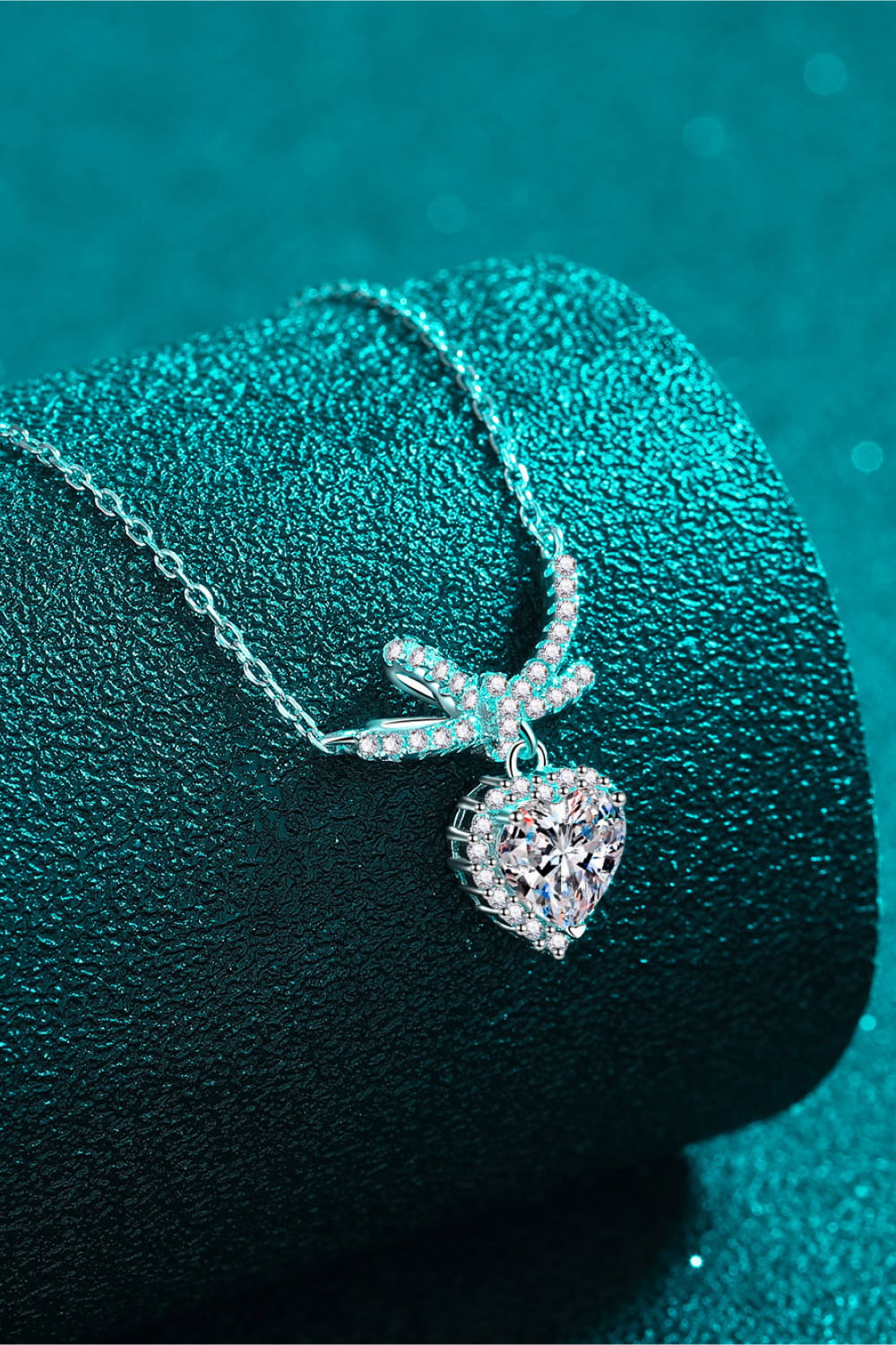 1 Carat Moissanite Heart Pendant Necklace 