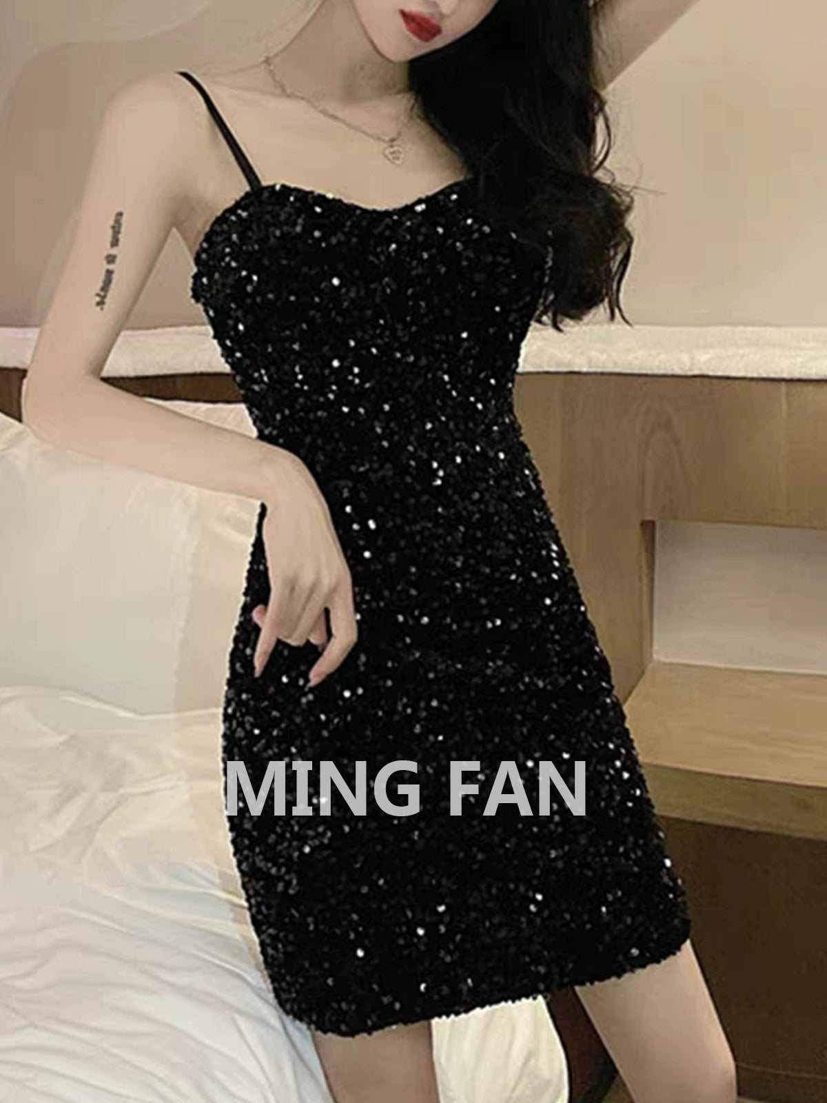 Women's Summer Slim-Fit Hip Skirt Sequined Suspender 