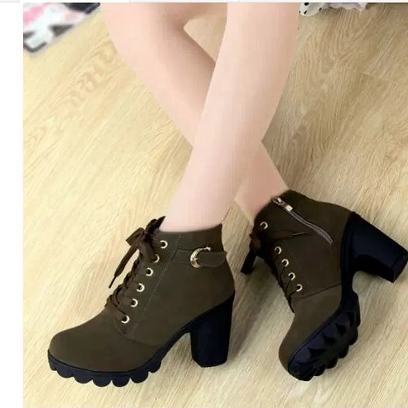 Short High-Heeled Snow Boots 