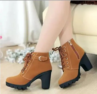 Short High-Heeled Snow Boots 