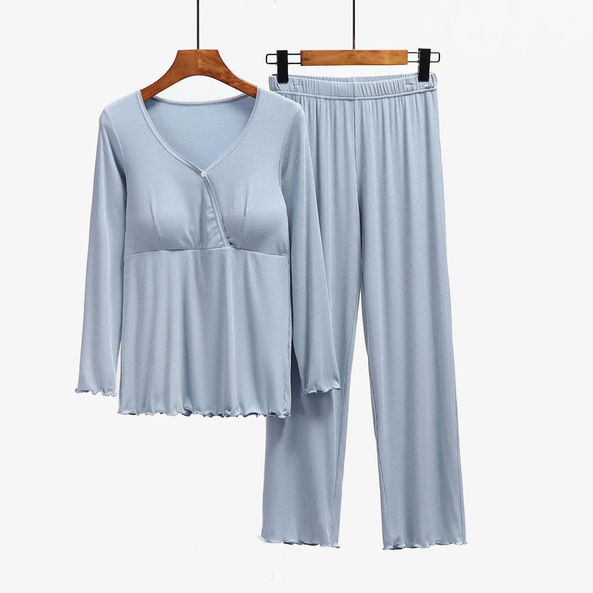 Dreamy Comfort: Maternity Nursing Sleepwear 