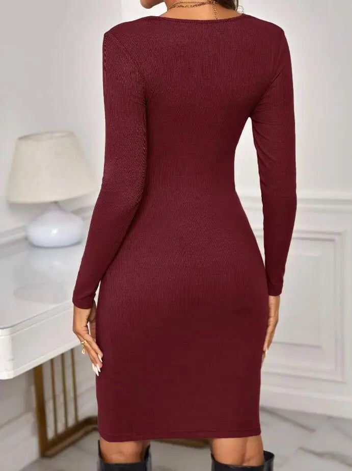 Knit Maternity Dress for Effortless Autumn Style 