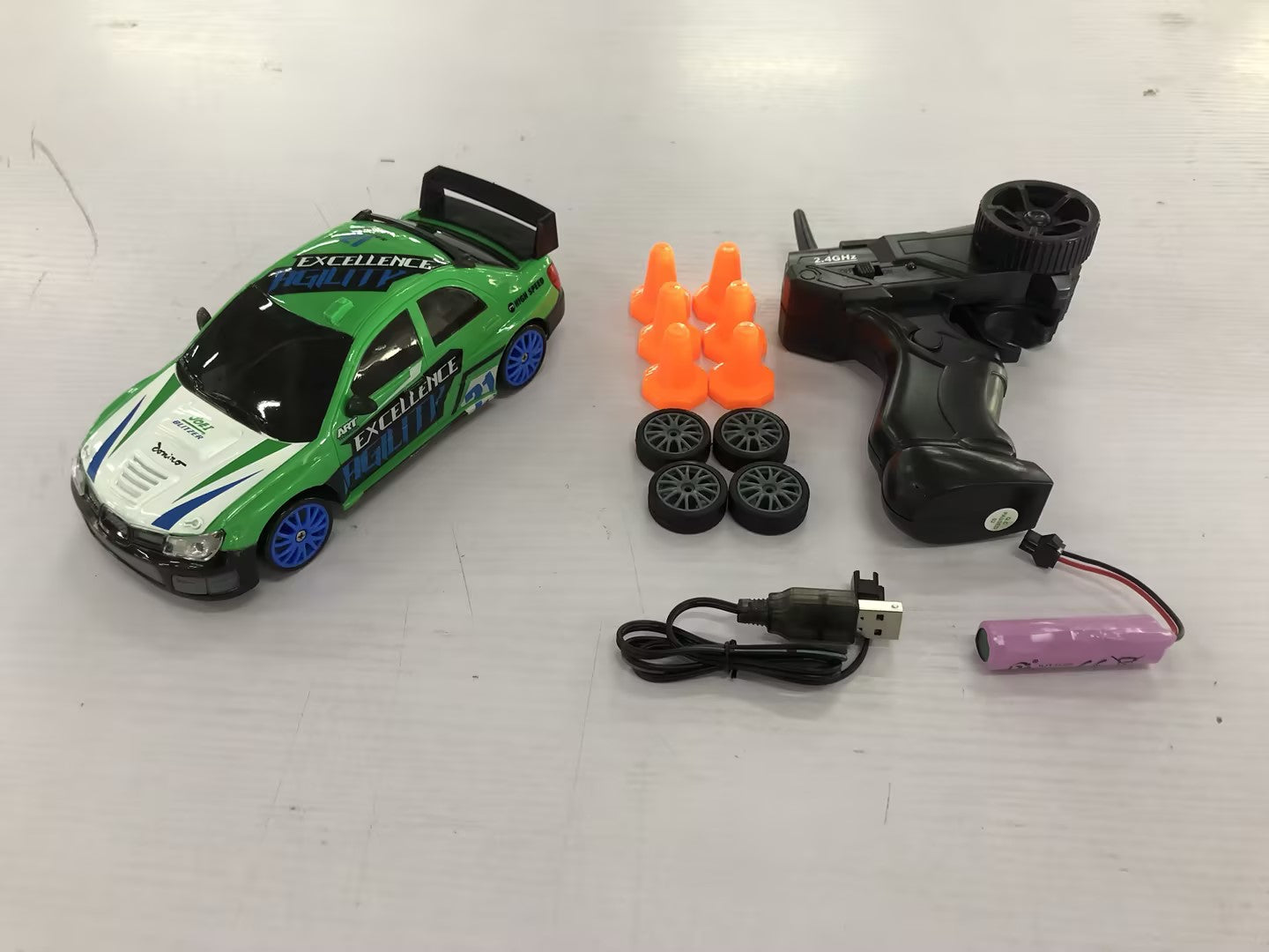 2.4G RC Drift Car: Remote Control GTR AE86 Toy  Babbazon 124 Circuit Subaru Standard -BABBAZON