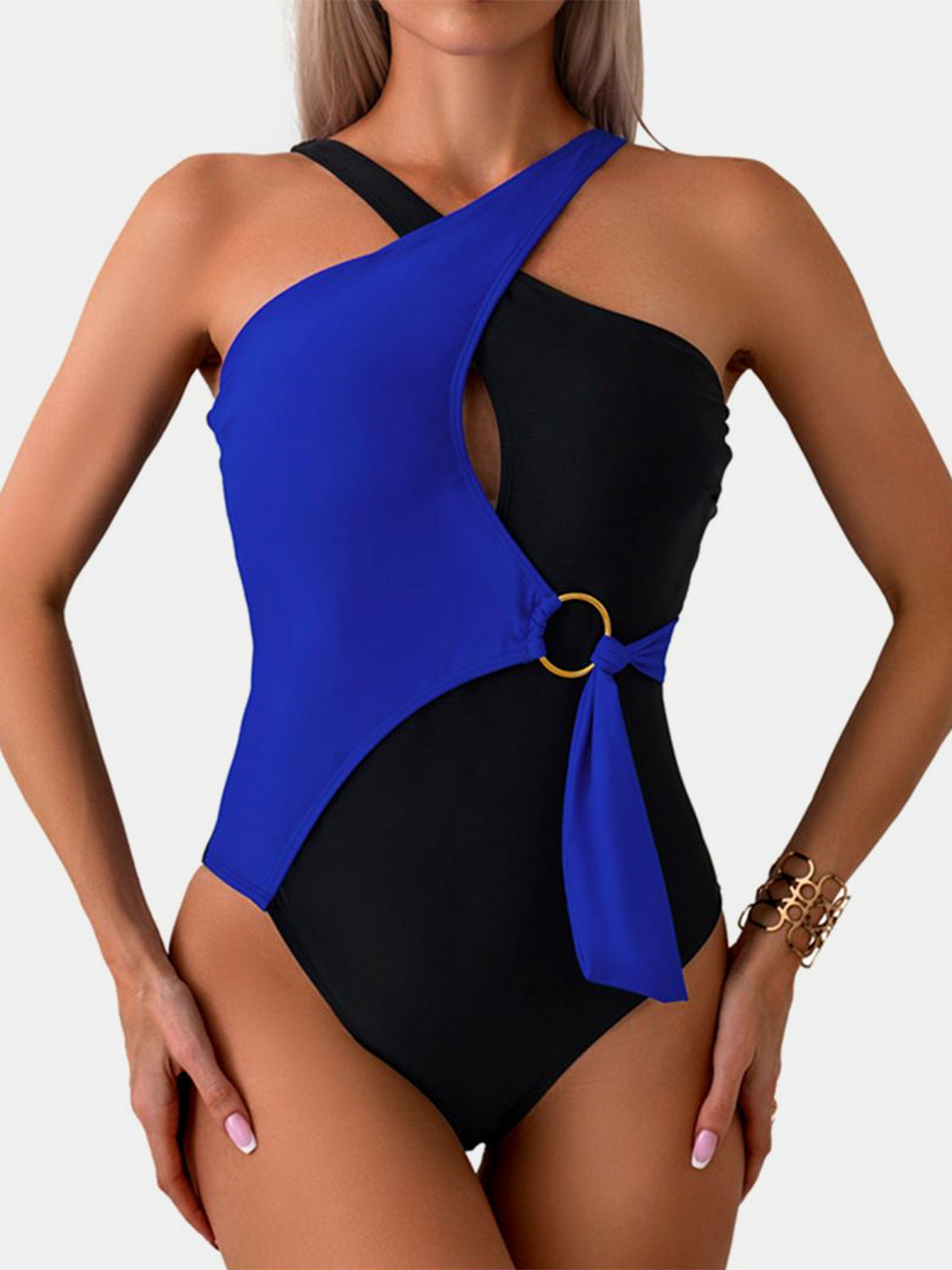 Cutout Contrast Sleeveless One-Piece Swimwear - Babbazon new