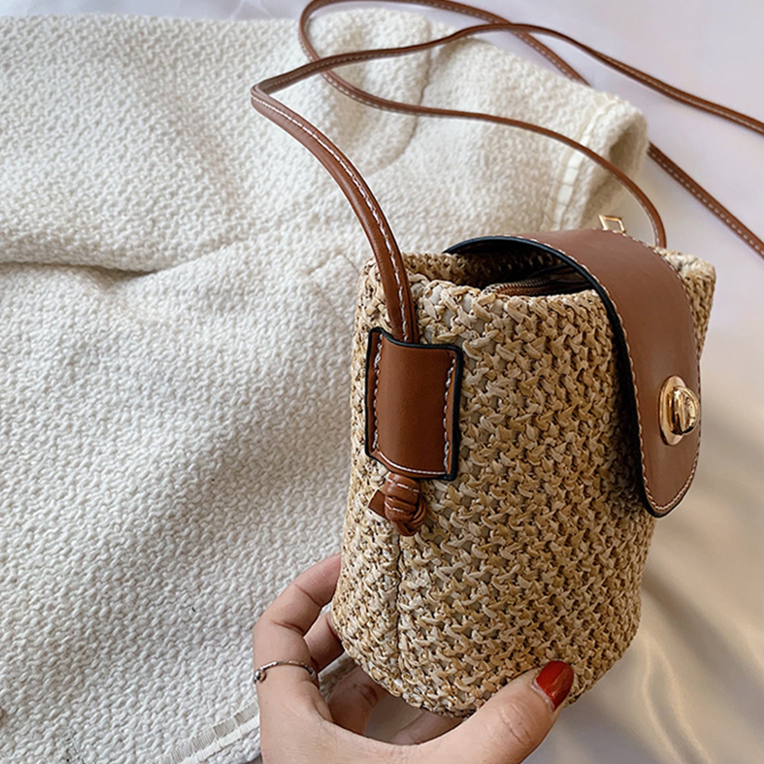 Straw Braided Crossbody Bag 