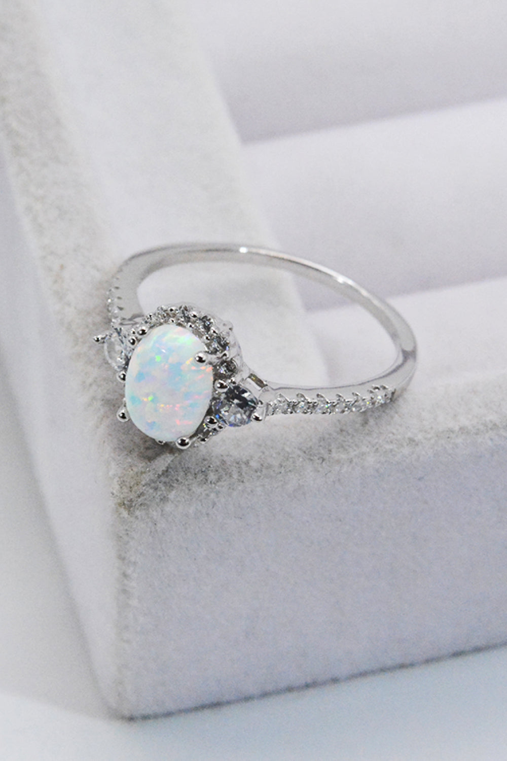 925 Sterling Silver Platinum-Plated Opal Ring 