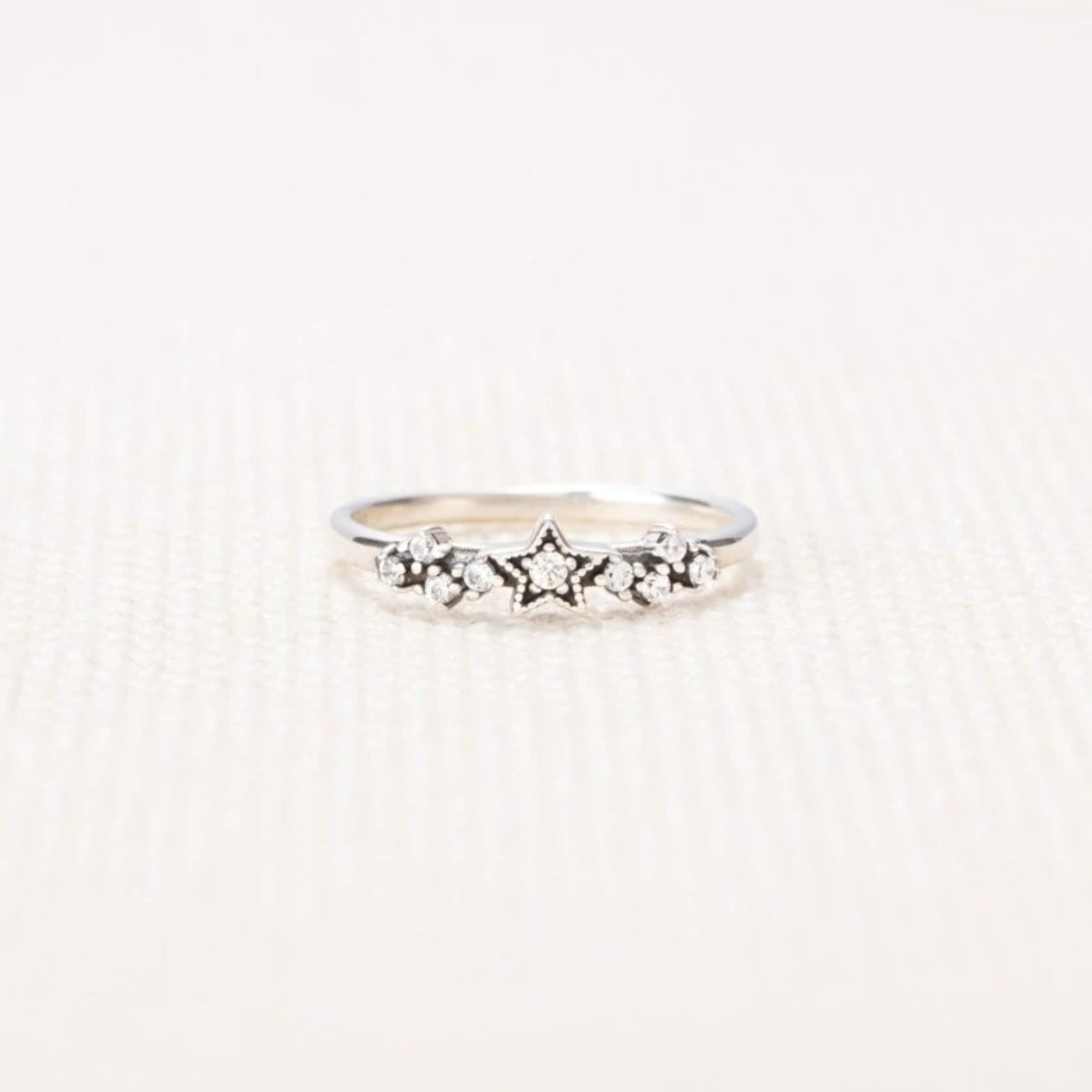 925 Sterling Silver Star Ring 