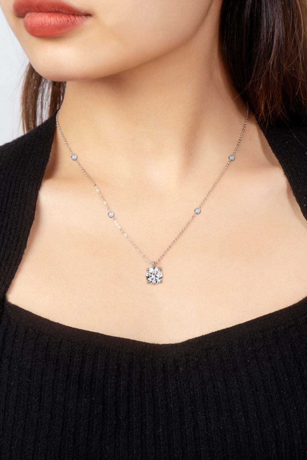 2 Carat Moissanite 4-Prong 925 Sterling Silver Necklace 