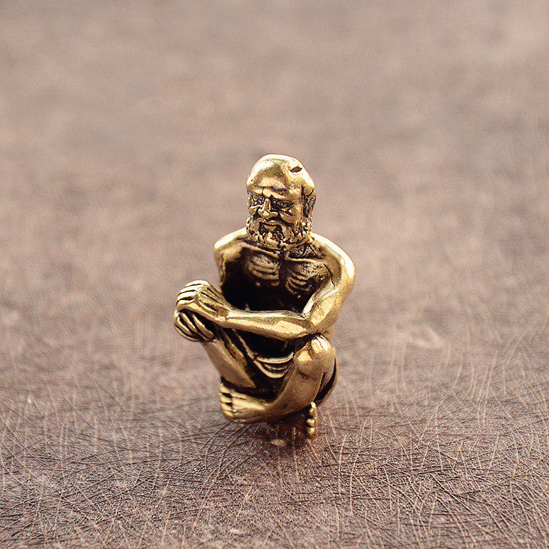 Brass Sitting Bitter Monk Bodhidharma Buddha Statue Ornament